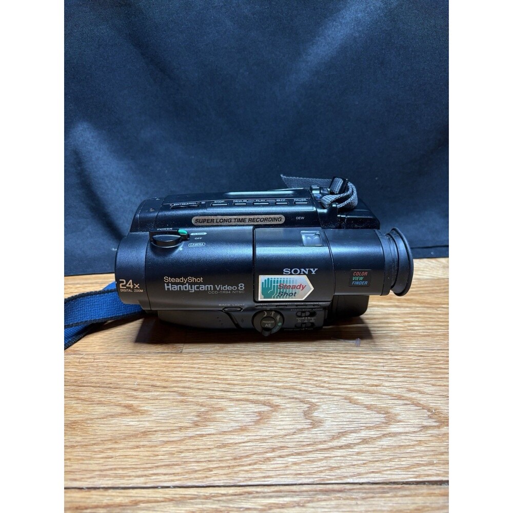 Sony Steady Shot Handy Cam Video 8 24 Digital Zoom CCD-TR94 NTSC Untested